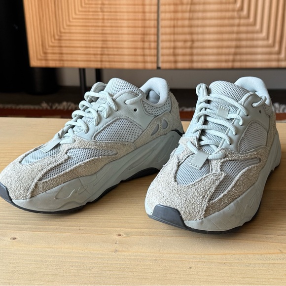 adidas gazelle silver green womens adidas Yeezy Boost 700 Hi-Res Blue  AP sneaker